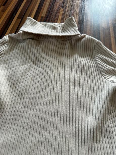 Dievčensky rolak zn.zara na 9-10 rokov, zara,146