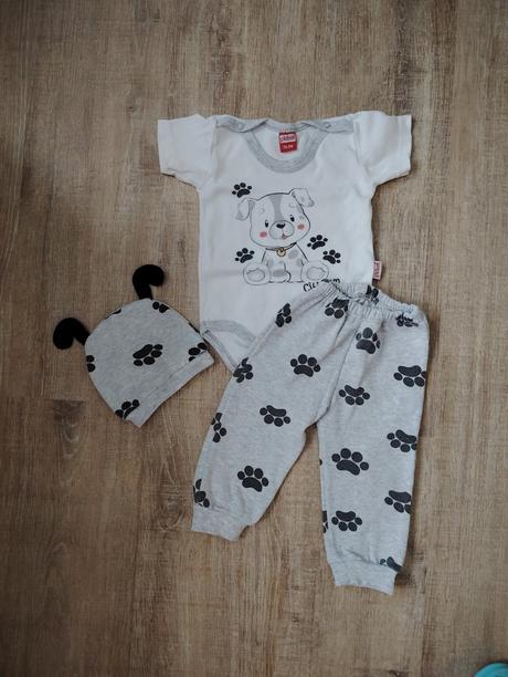 Komplet body, teplačky + čiapočka, 74