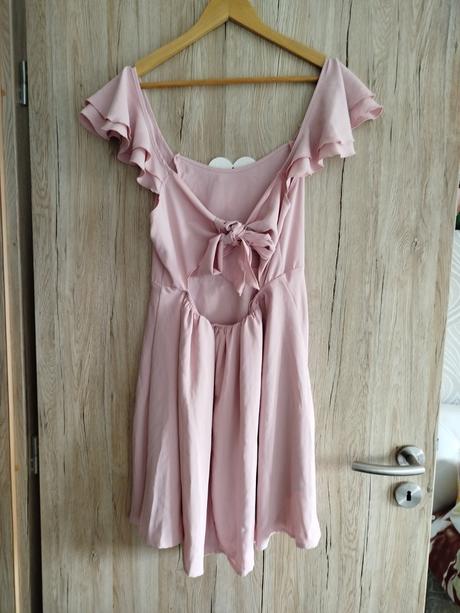 Spoločenské šaty, 38