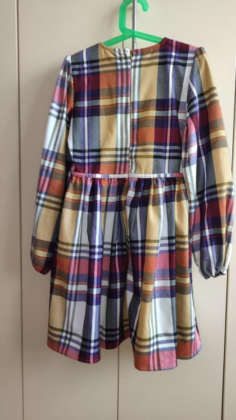 Karovane šaty, reserved,140