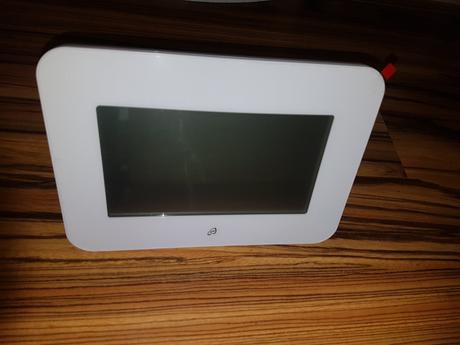 Digitalny teplomer izbovej teploty, 