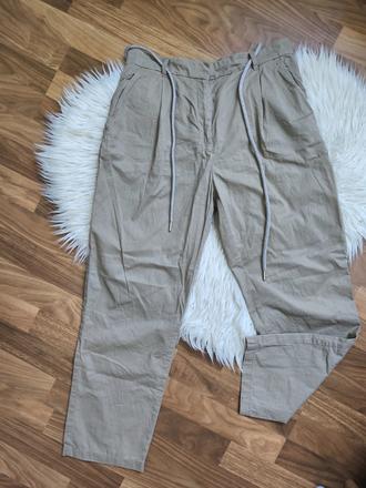 Dámske štýlové 7/8 nohavice, 36