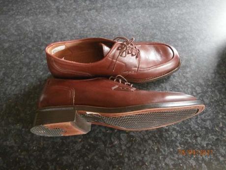 Bordové poltopánky, 43