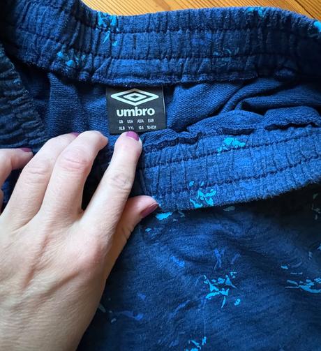 Viac ako top stav umbro kratasy, umbro,164