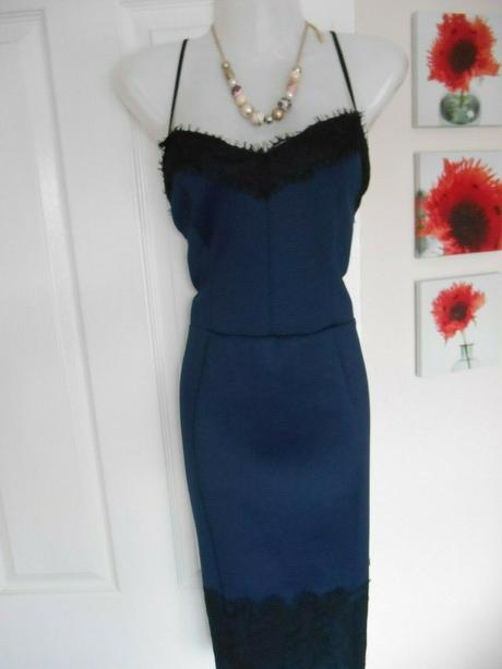 Krasne modre saty, velkost 38, lipsy london,38