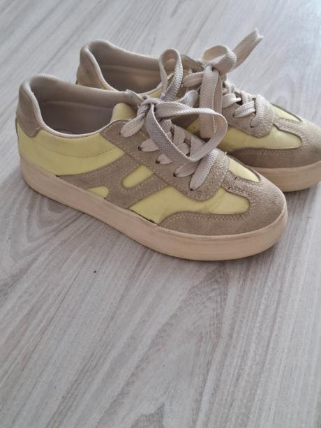 Tenisky, reserved,33