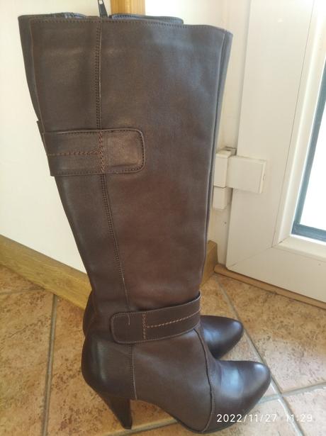 Krasne kozene cizmy, 37