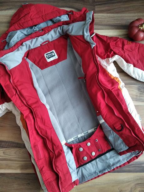 Bunda na lyžovanie, 38