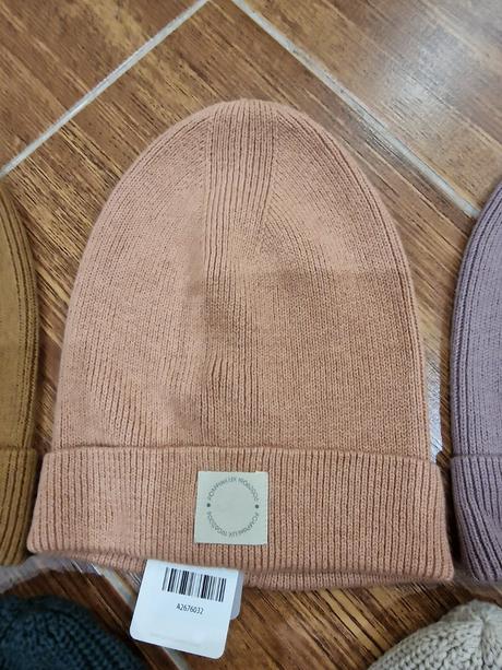 Čiapky, pompdelux,146 / 152 / 158