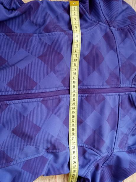 Prechodná bunda, 146