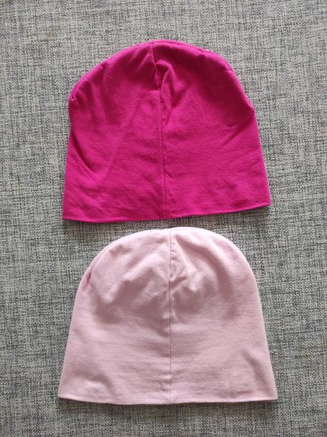 Predám čapičky na jar/jeseň 54cm, 54