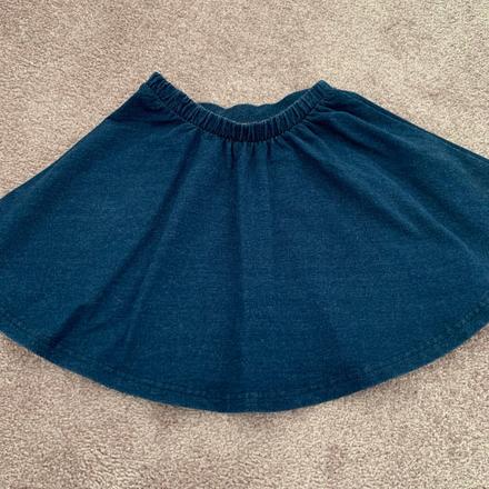 Zateplená krátka sukňa, 116