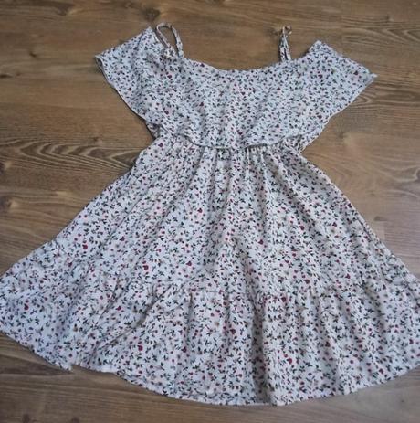 Šaty s kvetmi  158/164, 164