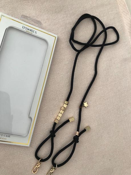 Iphone 8plus s obalom a retiazkou na rameno/krk, apple