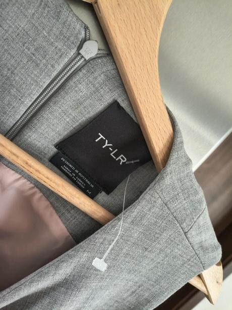 Ty-lr nové púzdrové elegantné šaty m-s, m / s