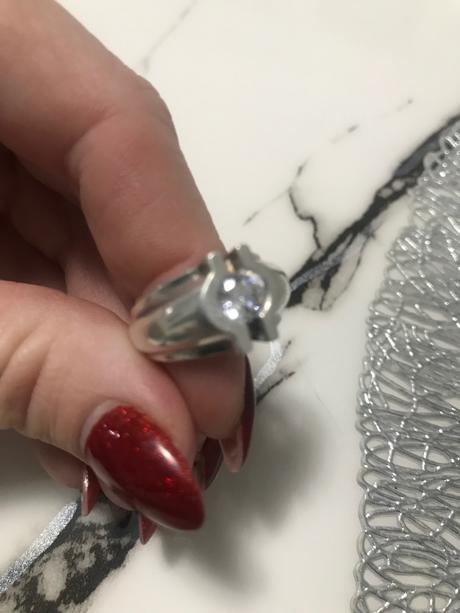 Prsteň strieborny -práve striebro 925,