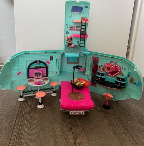 Lol surprise 2 in 1 glamper fashion camper karavan, 