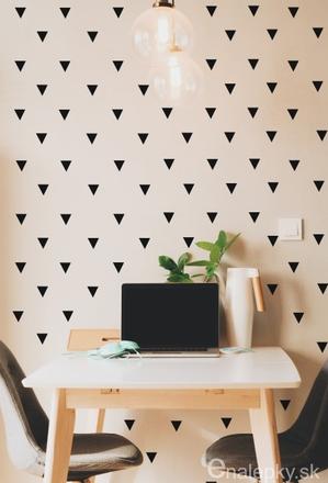 Nálepky na stenu - trojuholníky 5 x 5 cm - 88 ks, 