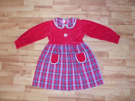 Vianočné šaty s golierikom, 134