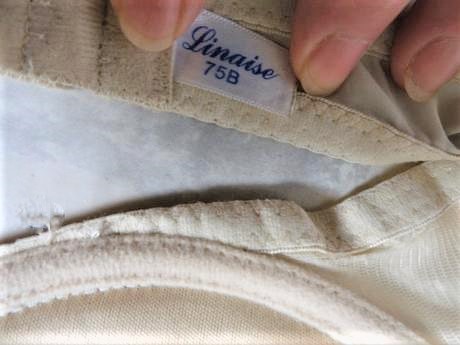 Podprsenka s odopínacími ramienkami, 75b