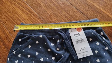 Tepláky nové, so srdiečkami, sinsay,122