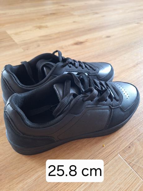 Nové tenisky, deichmann,40