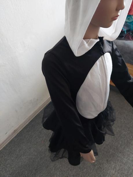 Panda karnevalové šaty veľ.110-116,