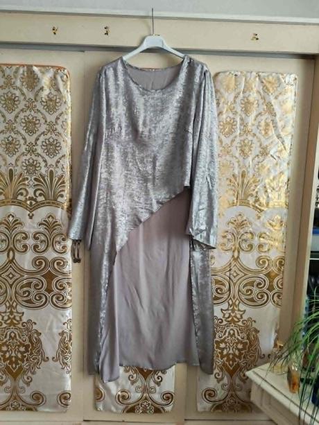 Strieborná tunika, xl