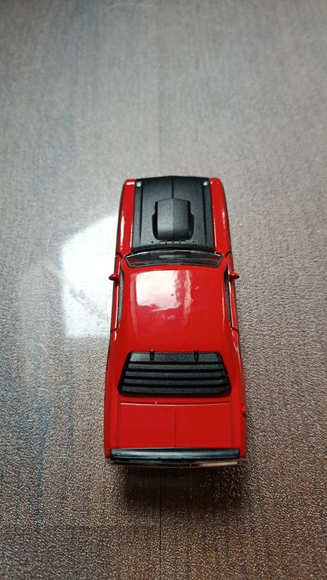 Autíčka a motorka,