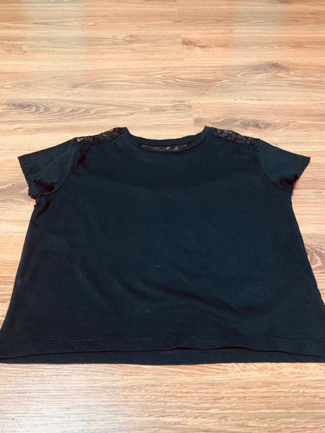Tričko s čipkou, c&a,134