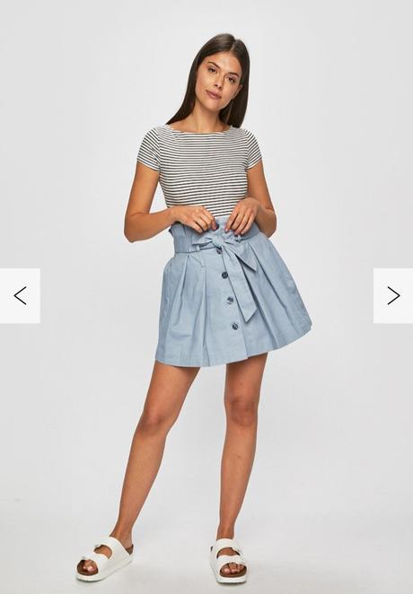 Áčková mini sukňa, 36