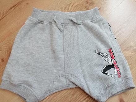 Sivé kratasy, marvel,104