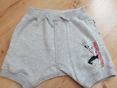 Sivé kratasy, marvel,104