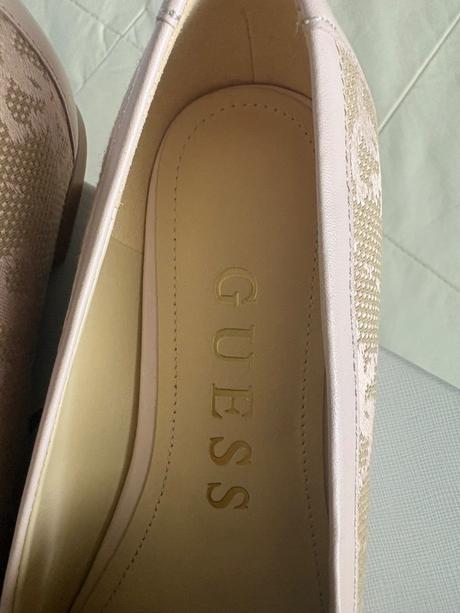 Baleríny guess, guess,36