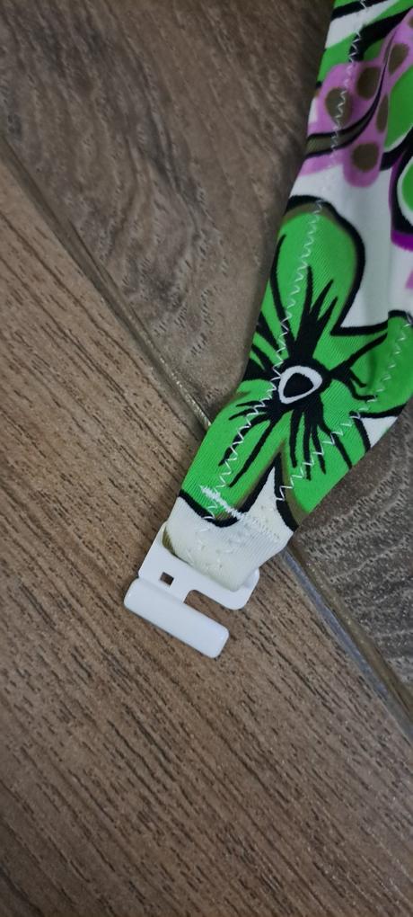 Plavky s nové, skiny,s