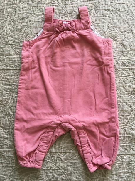 Menčestrové trakáče, h&m,62