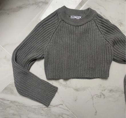 Zara sivý crop sveter, zara,s