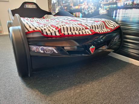 Detsky nabytok cilek, postel, komoda, stolik, 