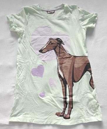 Nočná košeľa, 134