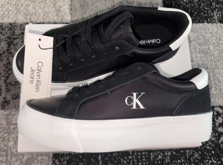 Tenisky calvin klein v.37 čierne s visačkou, 37