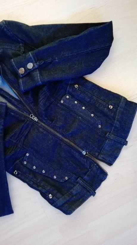 Tmavomodra riflovka, s