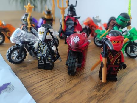 8x ninja ninjago stavebnica sada 2., 