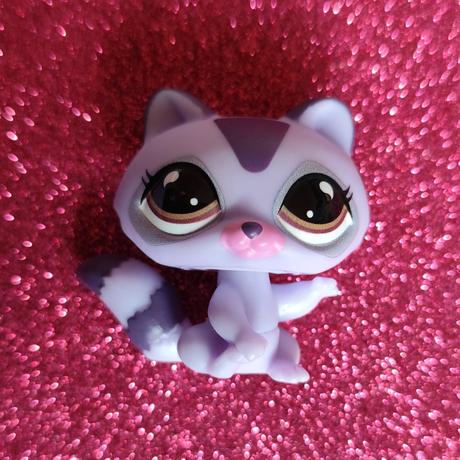 Lps littlest pet shop,