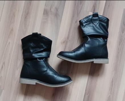 Čierne zateplené čižmy, 36