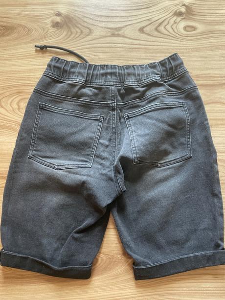 Krátke nohavice, 164