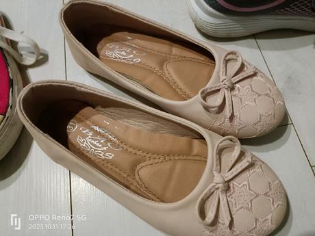 Dievčenská obuv, 29