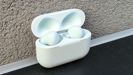 Darujem inpods pro na opravu, alebo súčiastky,
