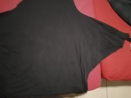 Dámske extravagantné šaty, 42