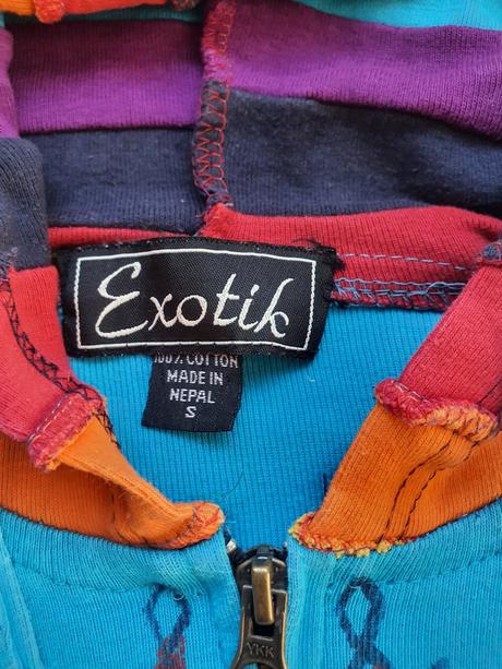 Farebna mikina hippie, 80