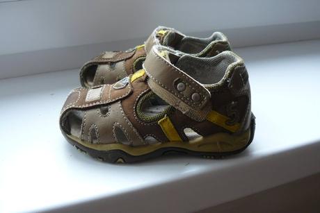 Sandálky, santé,23